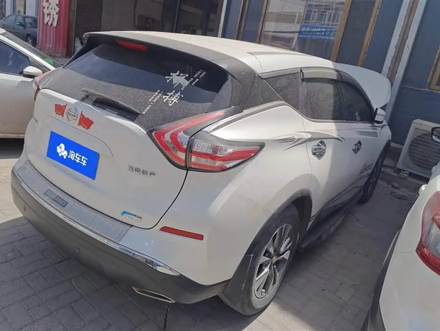 لوﻻن 2019 2.5L XL إصدار فاخر ذكي بالدفع الثنائي وفق المعايير الوطنية V