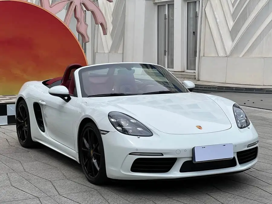 Porsche 718 2022 Model Boxster 2.0T