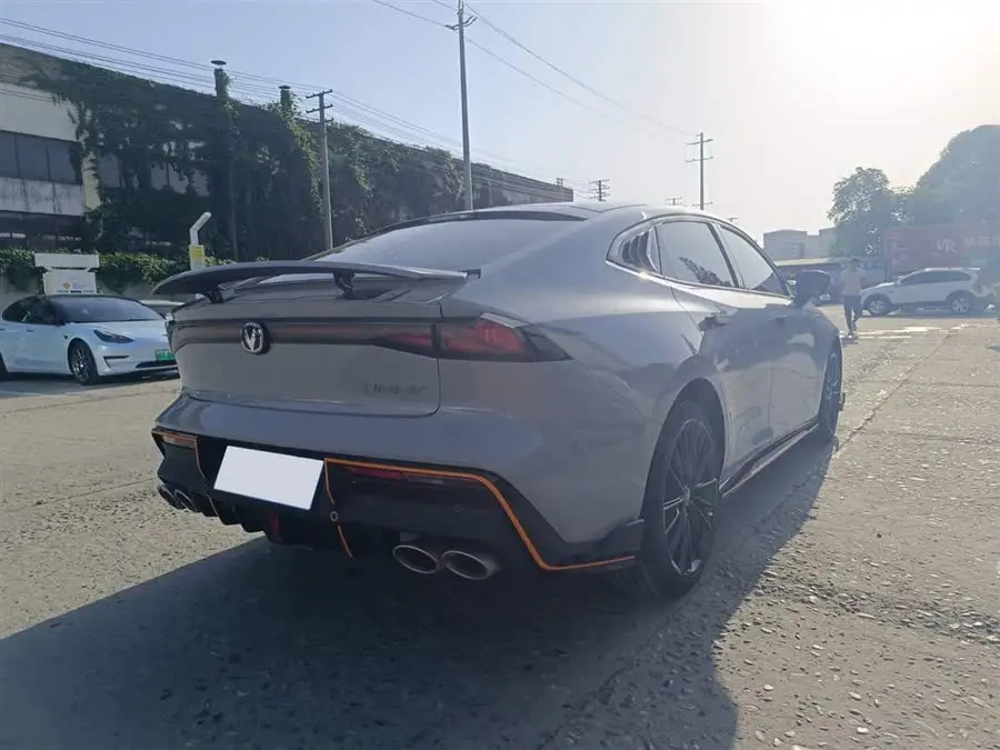 Changan UNI-V 2023 1.5T Sport Edition