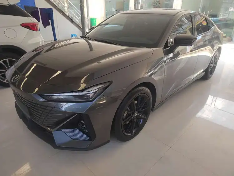 Changan UNI-V 2023 1.5T Premium