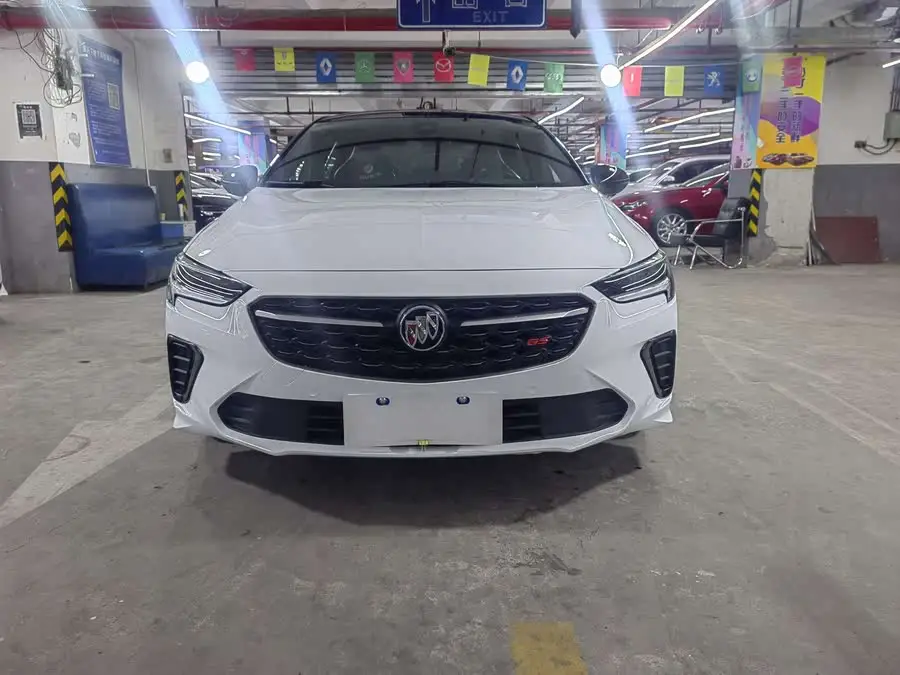 2022 بويك ريجال GS