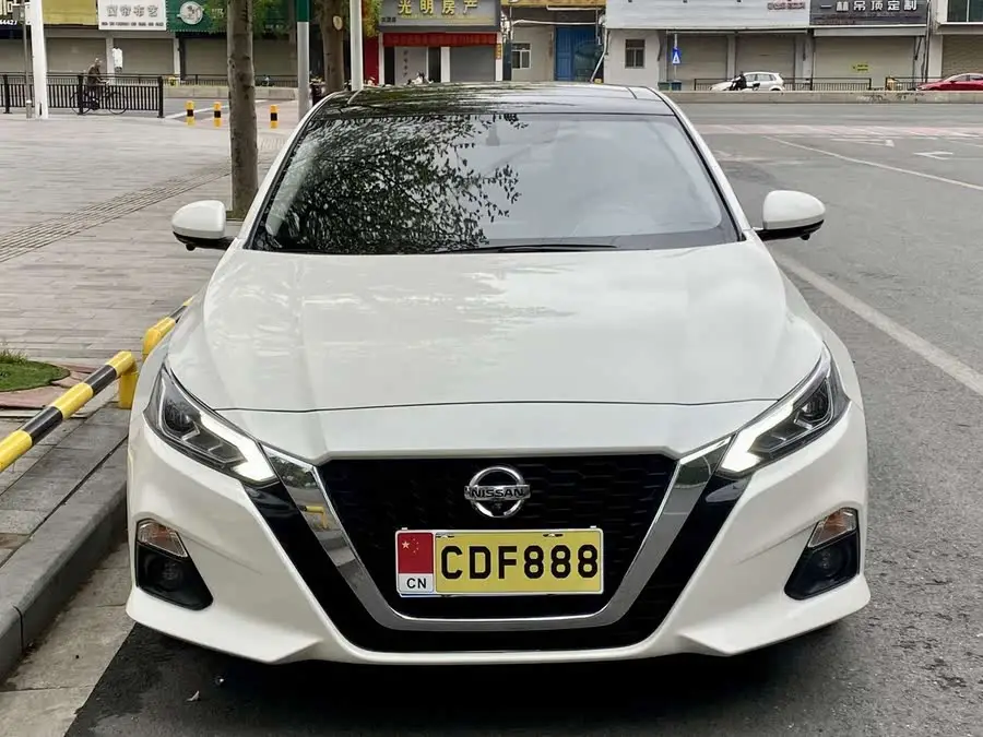 تينّا 2020 فئة XL المريحة سعة 2.0 لتر