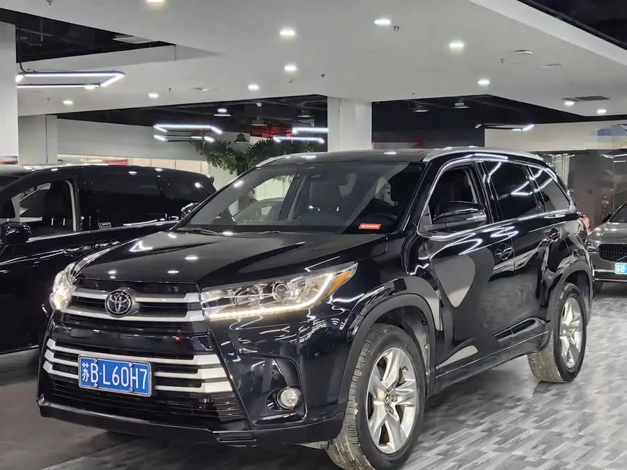 2021 هايلاندر 2.0T دفع رباعي نسخة فاخرة 7 مقاعد