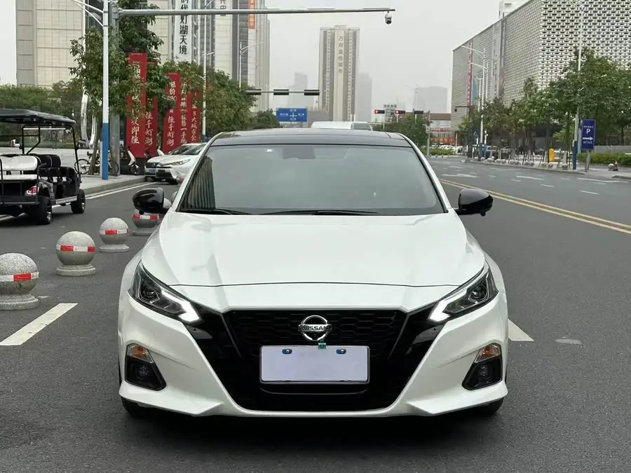 تينلاي 2021 2.0L XL إصدار الراحة