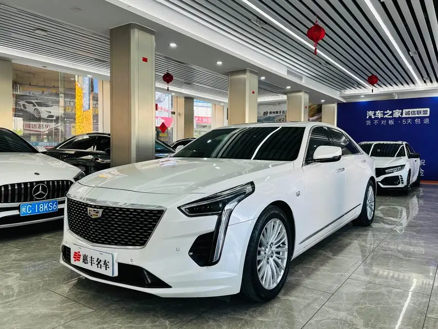 كاديلاك CT6 2022 28T فاخرة