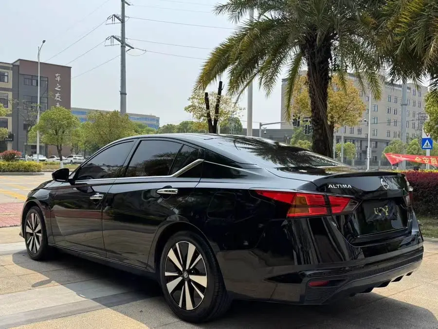 Teana 2021 2.0L XE Stylish Edition