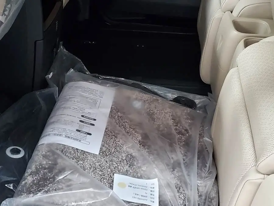 ألفارد 2024 بنظام مزدوج 2.5 لتر إصدار متميز