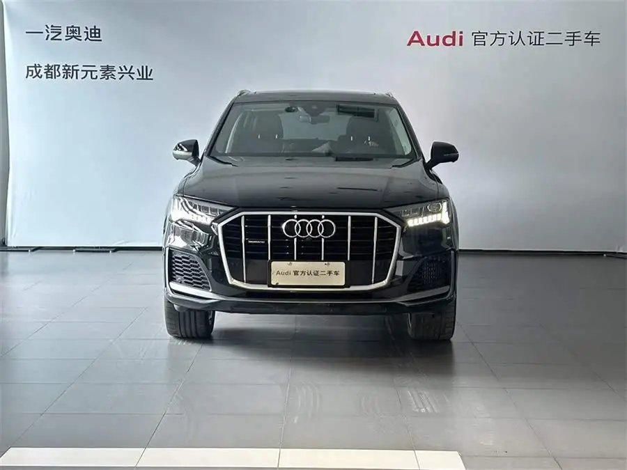 Audi Q7 2023 55 TFSI quattro S line Sport