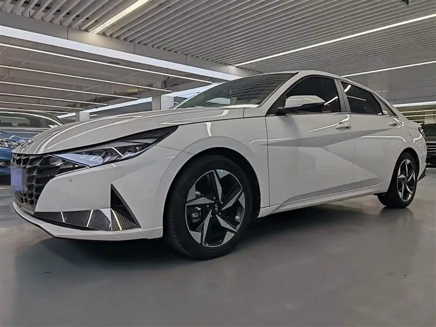 إلنترا 2022 1.5 لتر CVT GLX إصدار النخبة