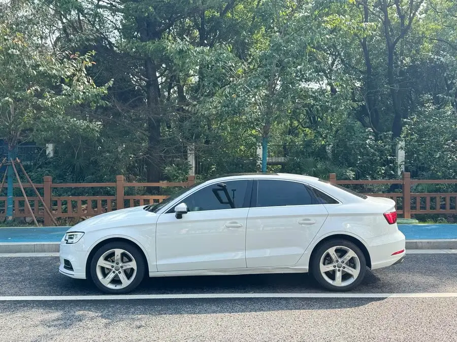 أودي A3 2020 الطراز المعدل ليموزين 35 TFSI طراز التقدم الوطني VI