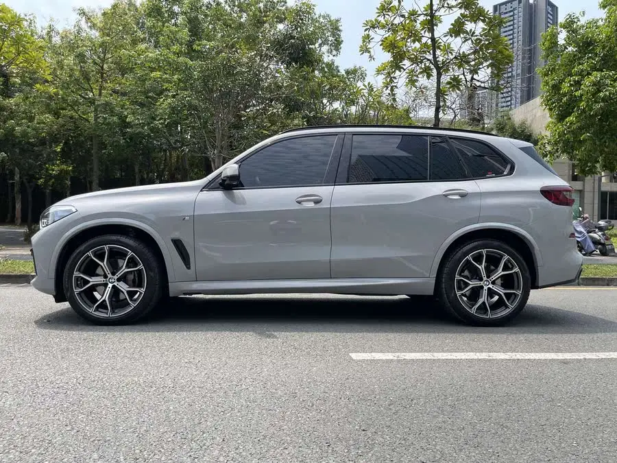 BMW X5 2022 Model Facelift xDrive 40Li M Sport Package