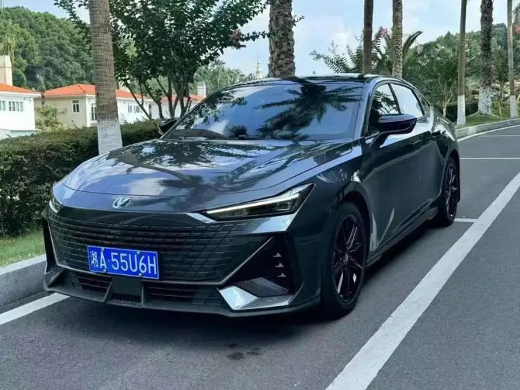 Changan UNI-V 2022 1.5T Premium