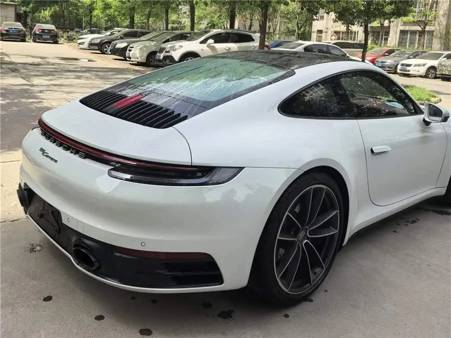 بورش 911 2023 كاريرا 3.0T