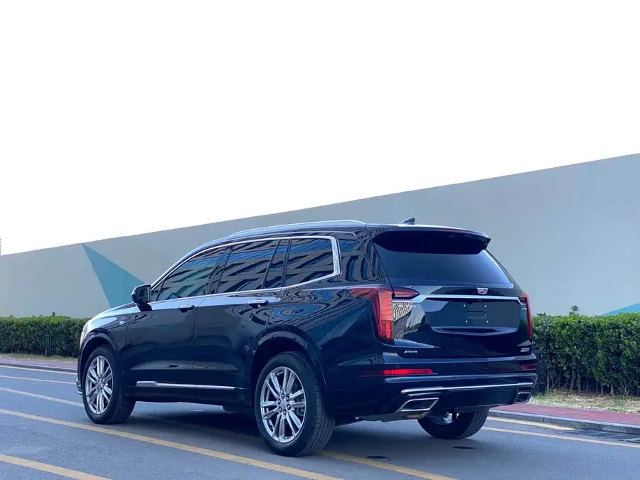 كاديلاك XT6 2022 2.0T ستة مقاعد دفع رباعي فاخر