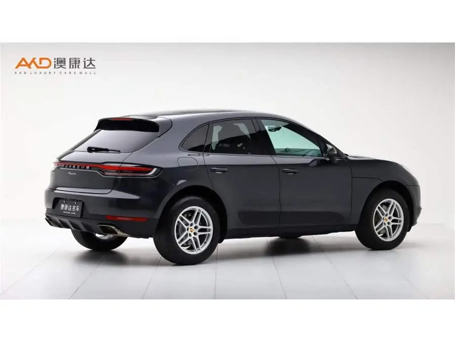 2020 Macan 2.0T