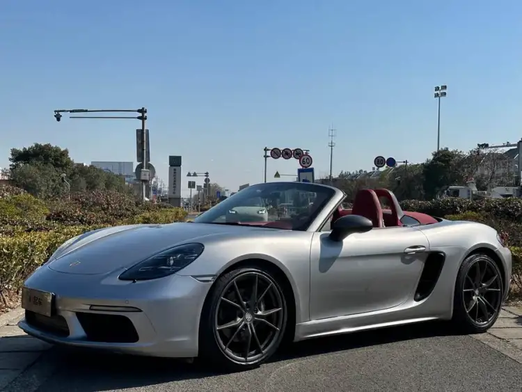 Porsche 718 2020 Model Boxster 2.0T