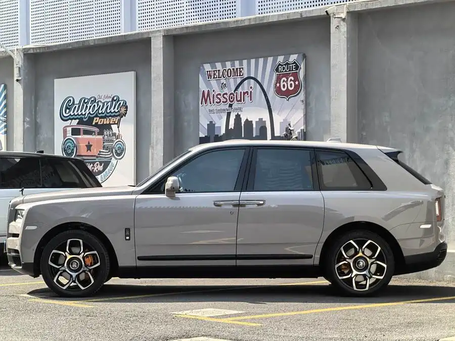 Cullinan 2024 Black Badge