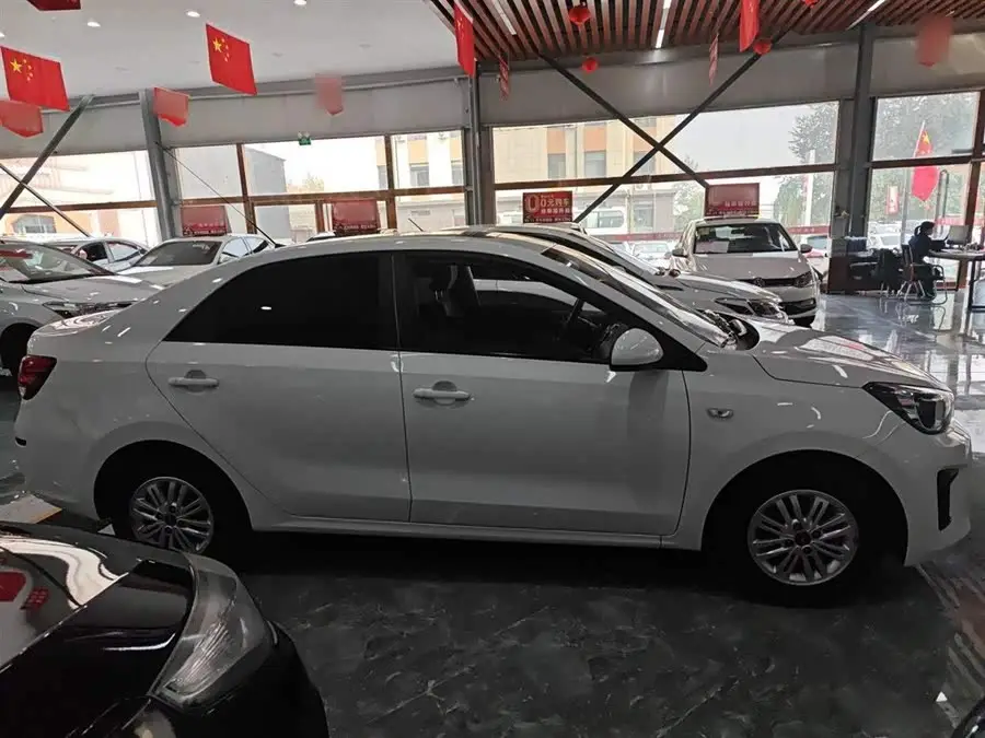 هان تشي 2020 موديل تعديل 1.4 لتر أوتوماتيكي مريح نسخة السقف الشمسي