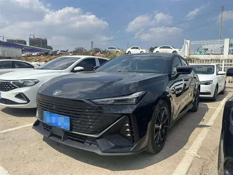 Changan UNI-V 2023 1.5T Premium