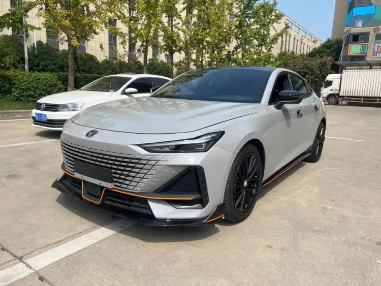 Changan UNI-V 2022 1.5T Sport Version