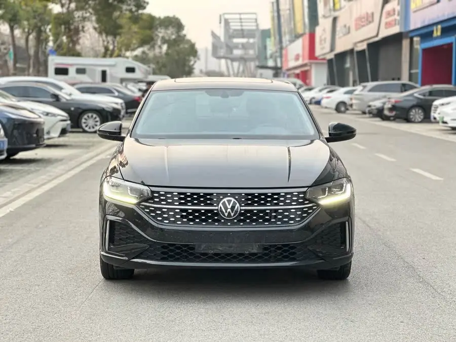 Lavida 2023 Model 280TSI DSG Starry Full Version