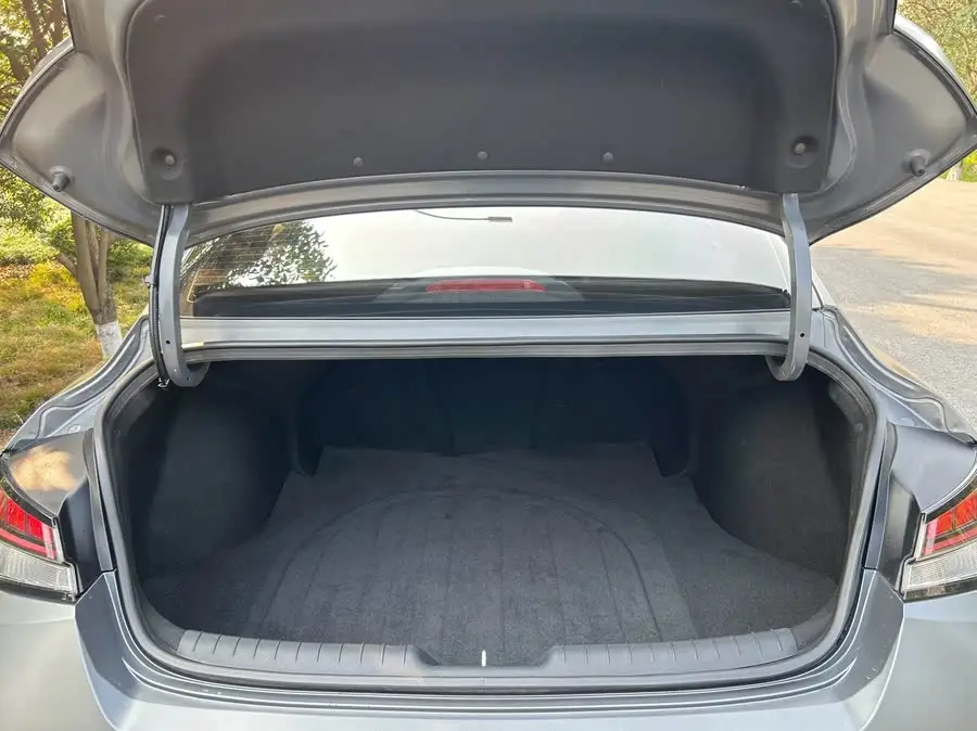 2023 هيونداي إيلانتر 240TGDi DCT N لاين LUX