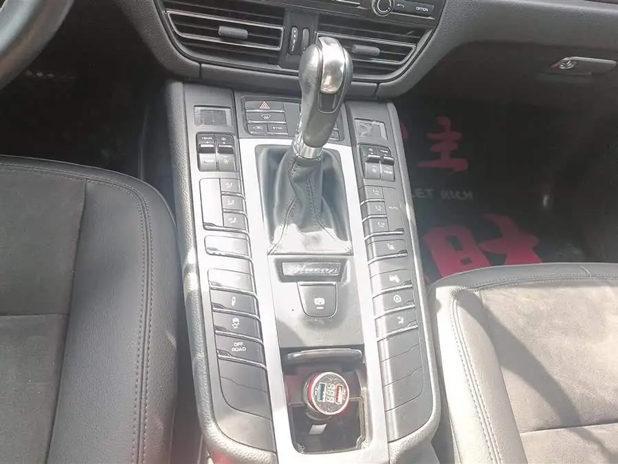 2021 Macan Macan 2.0T