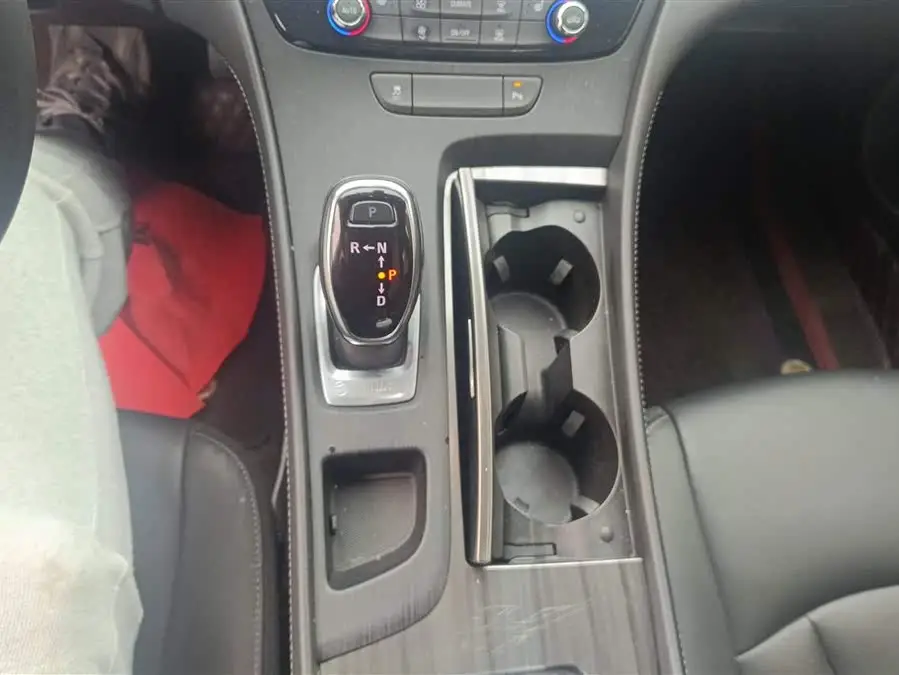 بيوك لاكروس 2021 552T فاخرة