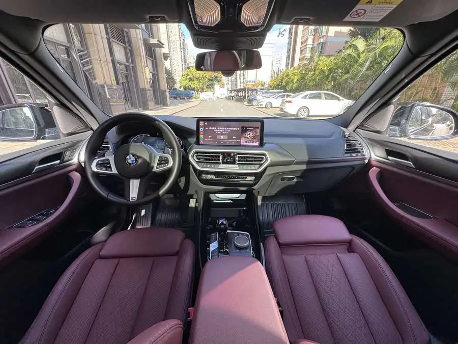 BMW X3 2022 xDrive30i Luxury M Night Package