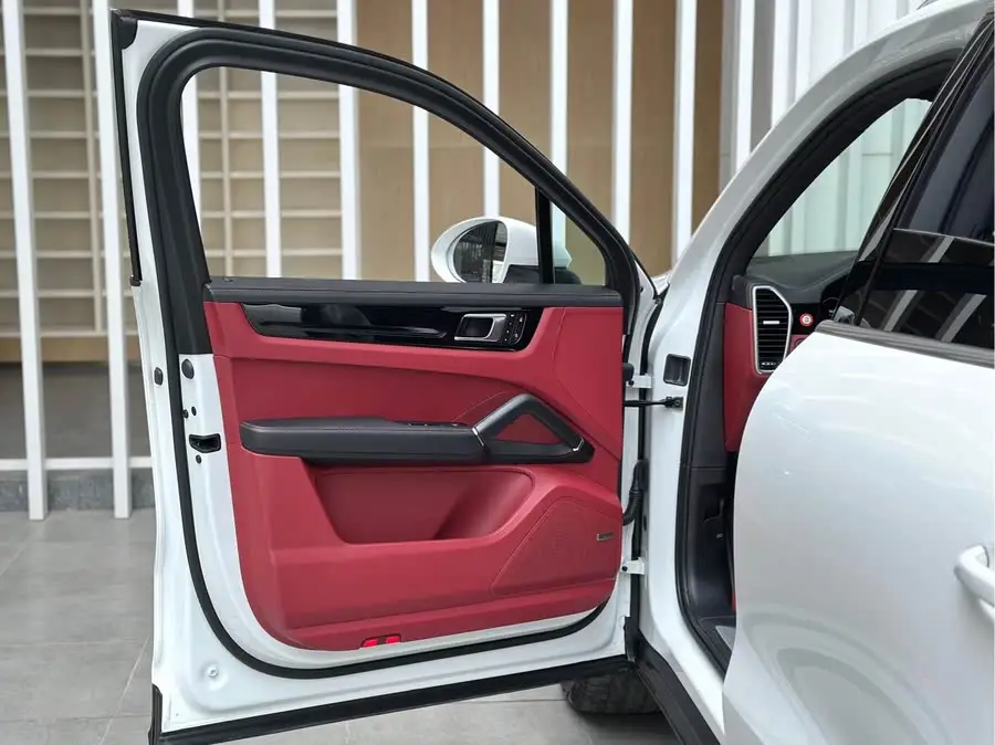 2023 Cayenne Cayenne 3.0T