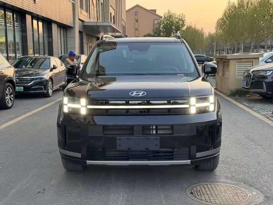 2024 هيونداي سانتا في 2.0T مستكشف برو