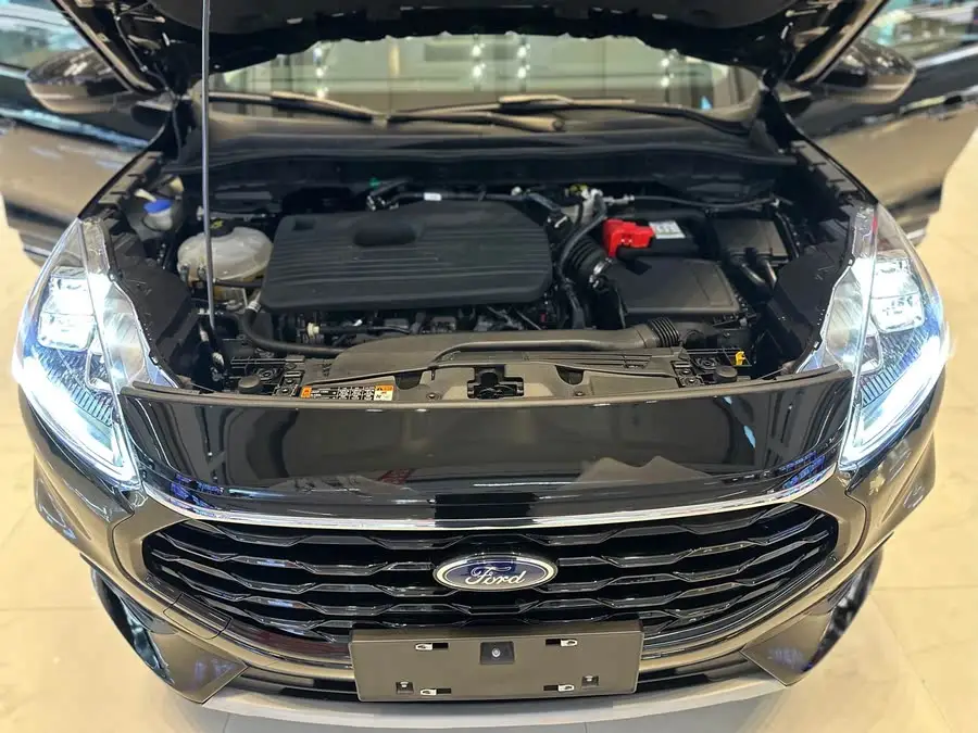 فورد إسكايب 2024 إيكوبوست 245 دفع أمامي نسخة ياو شيانغ