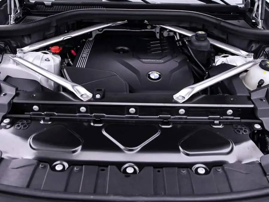 بي إم دبليو X6 2022 xDrive30i حزمة M الرياضية