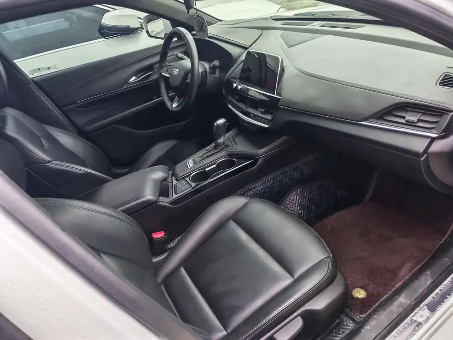 Cadillac CT4 2022 28T Luxury