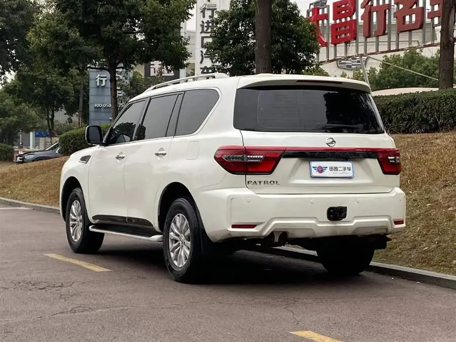 نيسان باترول 2018 4.0 لتر LE