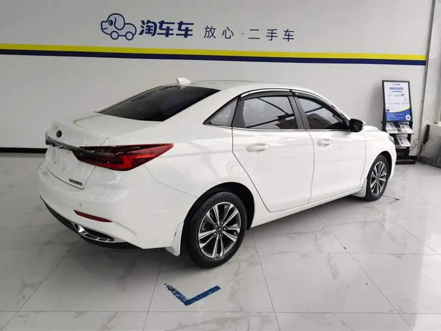 Ford Focus 2021 1.5L Automatic Diamond Edition