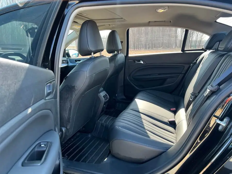 Peugeot 408 2022 1.6T Access Edition