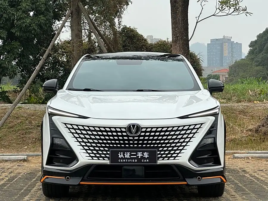 شانغان UNI-T 2022 1.5T نسخة رياضية فاخرة