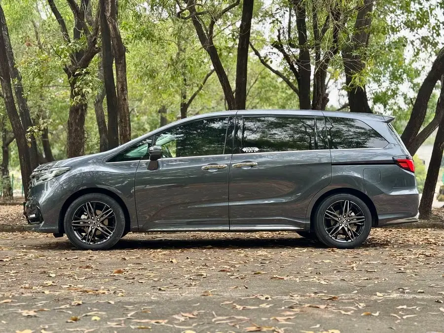 2022 Odyssey 2.0L e:HEV Sharp Edition