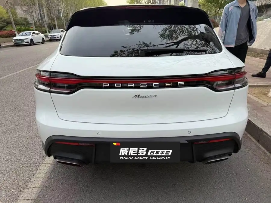 2023 Macan Macan 2.0T