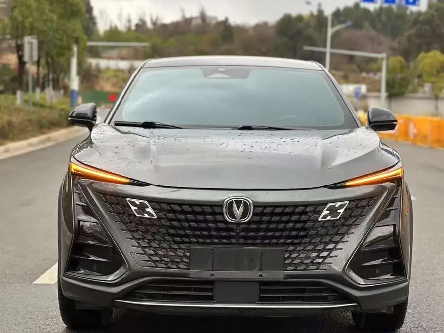 تشانجان UNI-T 2020 1.5T الفاخرة