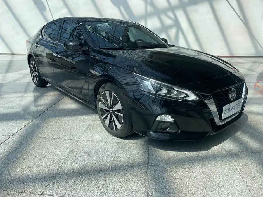 تينلاي 2021 2.0T XL Upper AD1 إصدار الملاحة الذكية