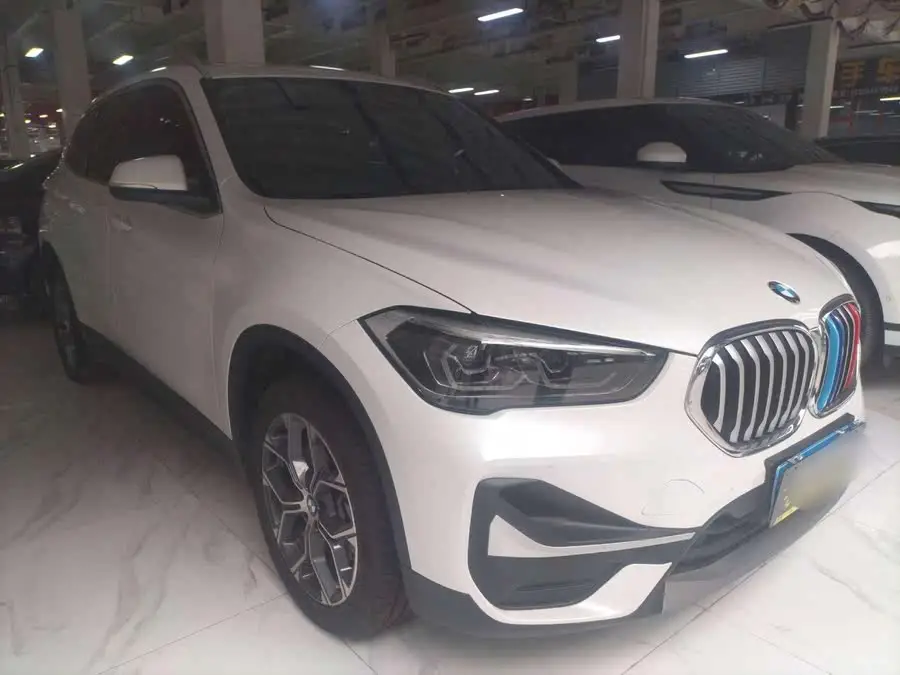 بي إم دبليو X1 2021 sDrive25Li الإصدار المتقدم