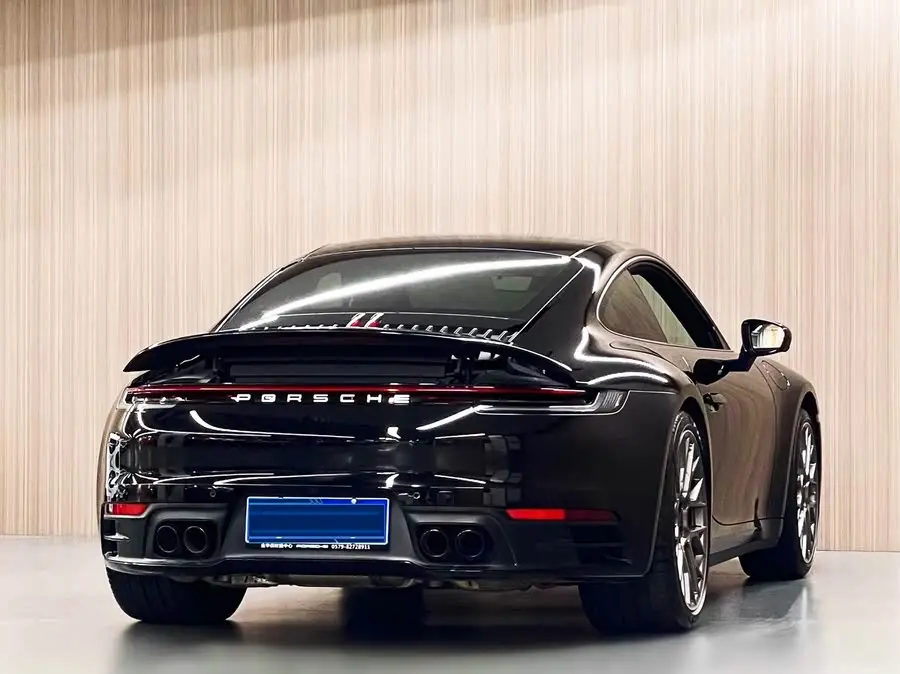 Porsche 911 2022 Carrera 3.0T