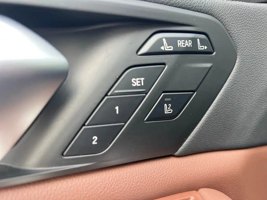 BMW X7 2020 xDrive40i Luxury Package