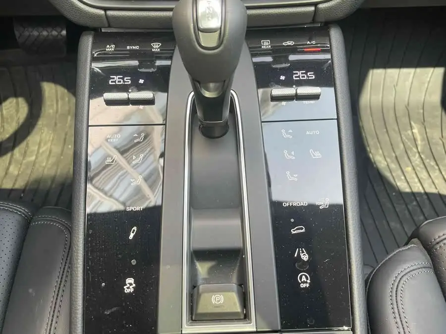 2024 Macan Macan 2.0T