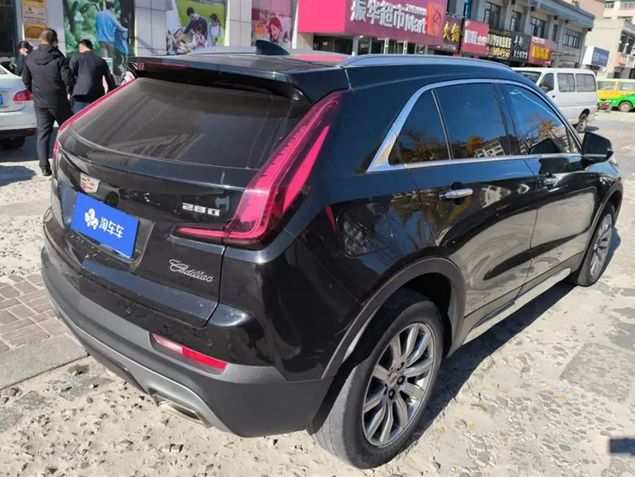 Cadillac XT4 2021 28T Luxury FWD