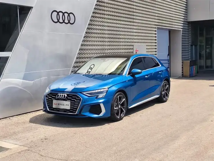 Audi A3 2021 Sportback 35 TFSI Fashion Sport Edition