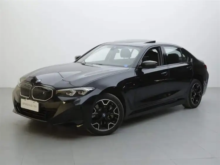 BMW i3 2023 eDrive 40 L Night Package