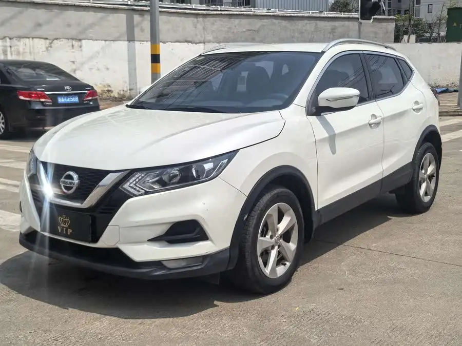 2021 نيسان قاشقاي 2.0 لتر CVT الذكي